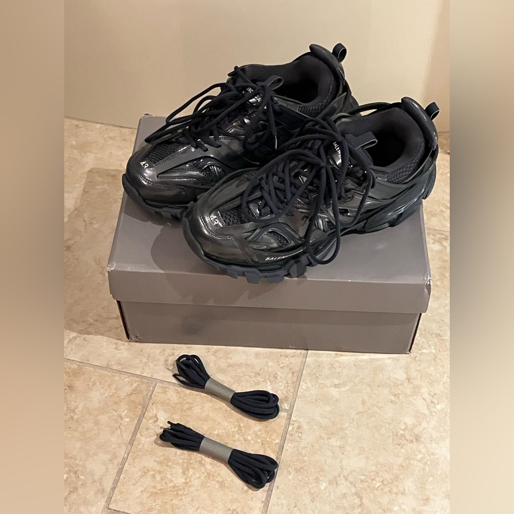 Balenciaga navy gray track trainers (only worn once)